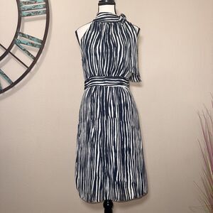 Banana Republic Sleeveless Halter Dress Size 2 EUC Black & White Striped Lined